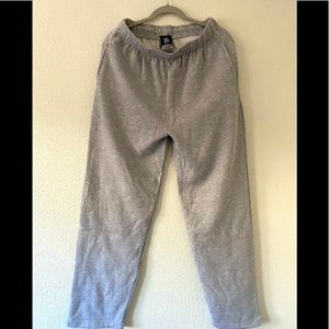 Gray Sweatpnats. Medium size.